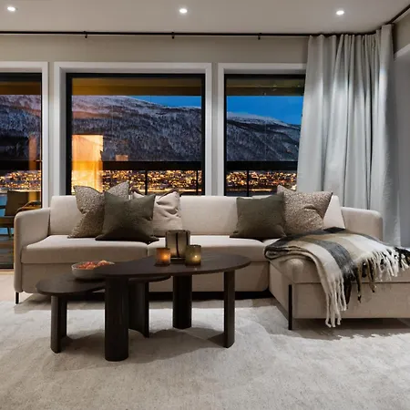 The Luxury Polar View Apartment *