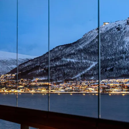 The Luxury Polar View Apartment *