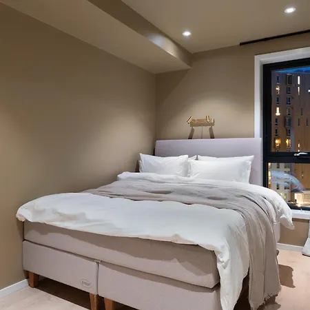 The Luxury Polar View